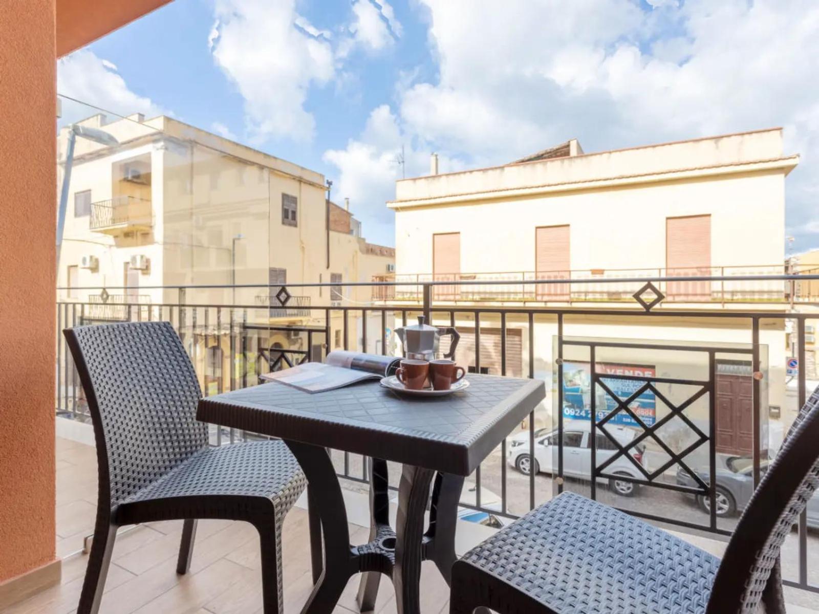 Azzurra Apartments Balestrate Exterior photo