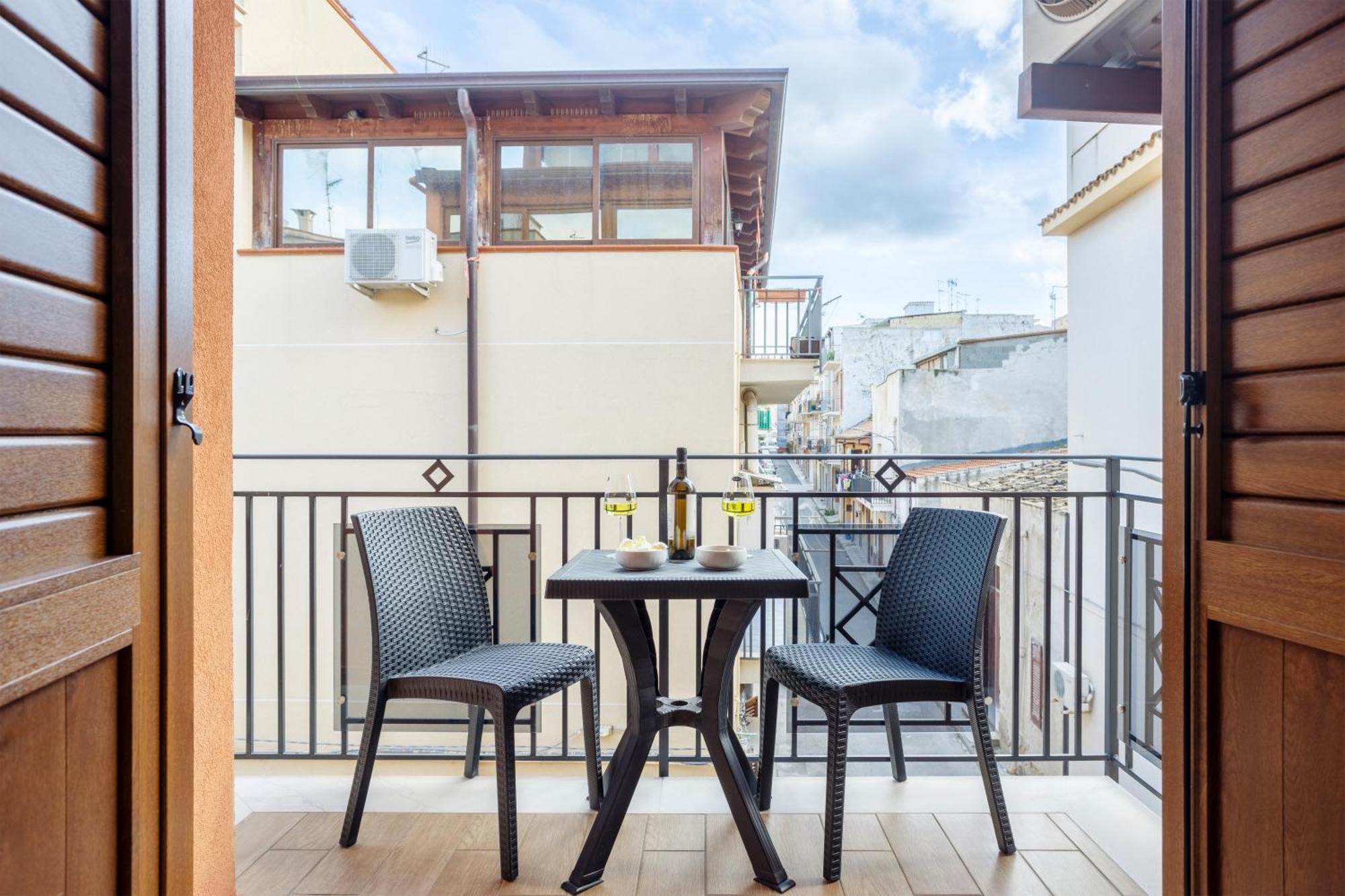 Azzurra Apartments Balestrate Exterior photo