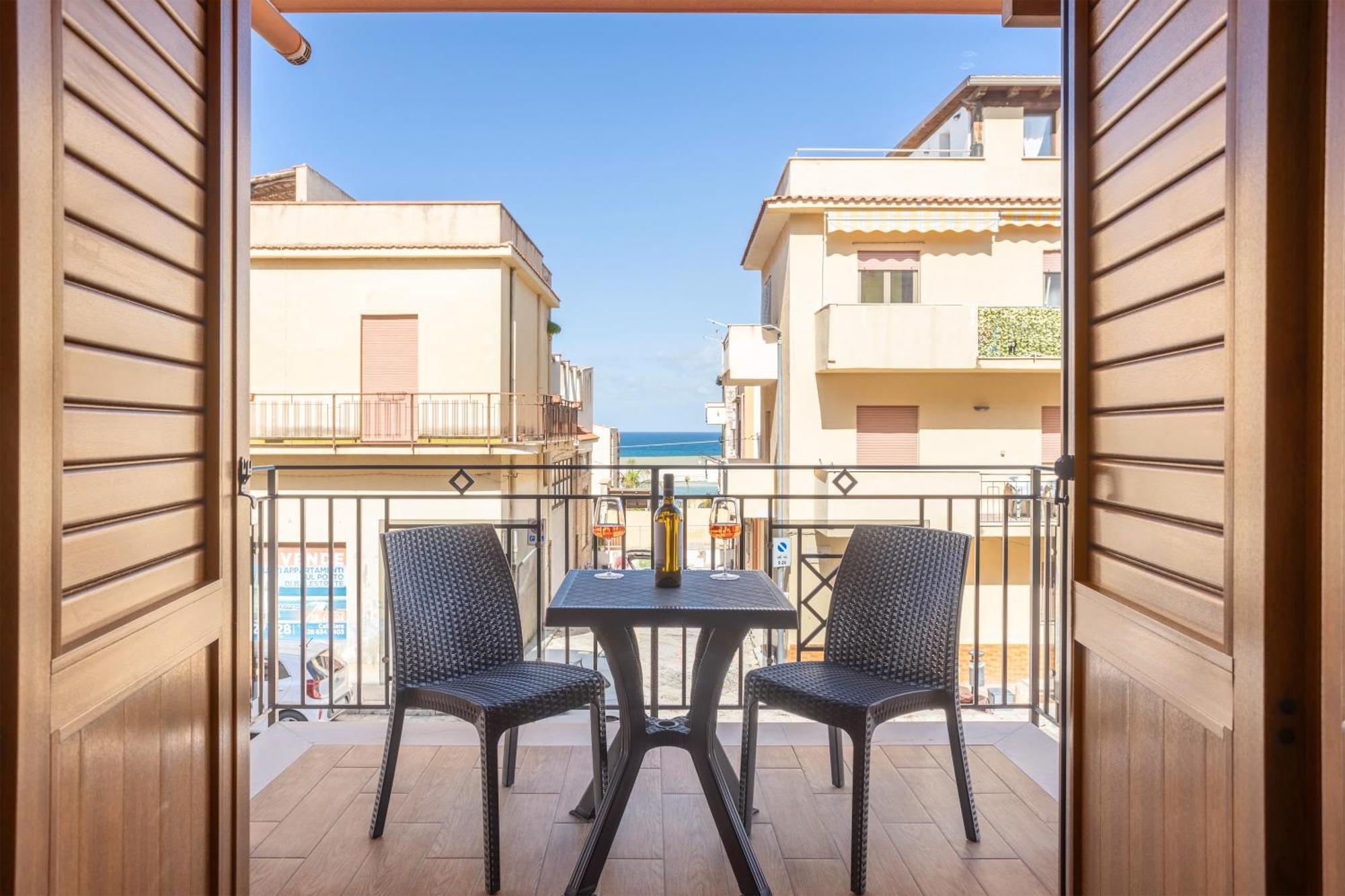 Azzurra Apartments Balestrate Exterior photo